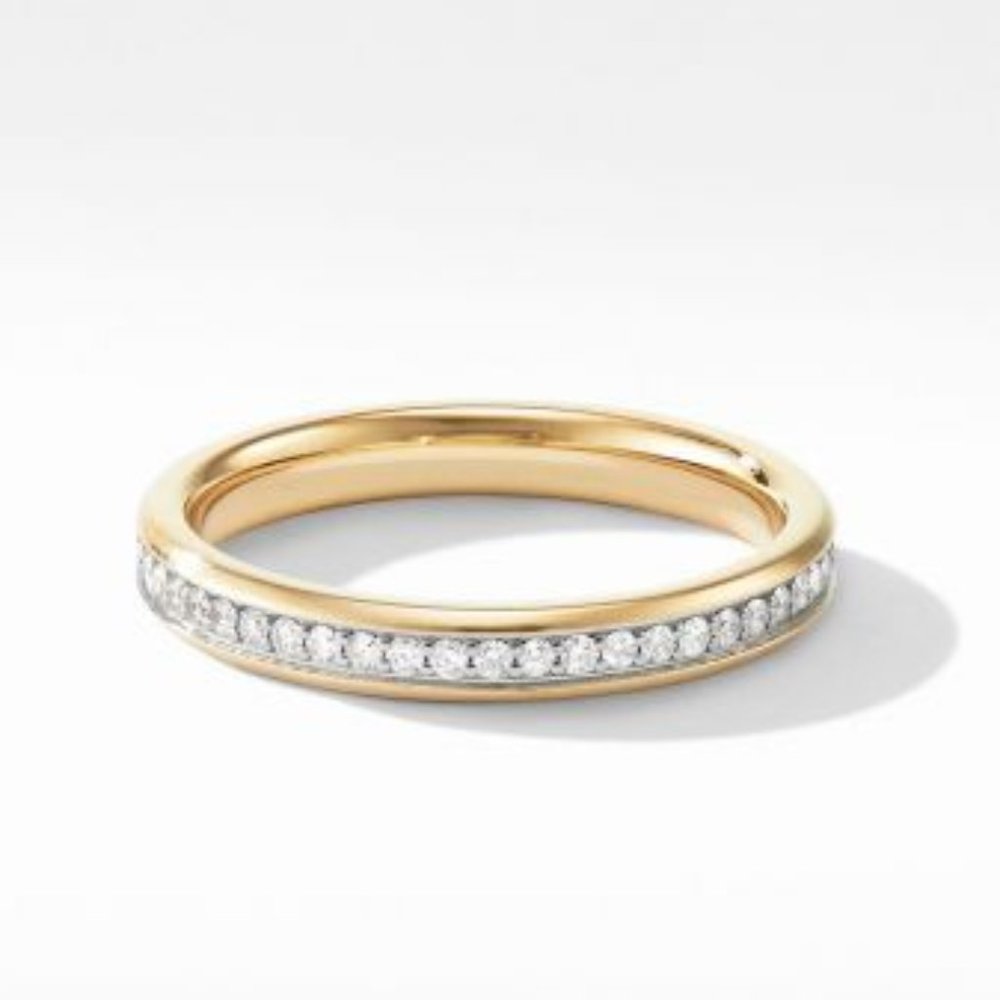 David Yurman  - Beveled Band in 18k Yellow Gold with Pavé Diamonds (Size 10)